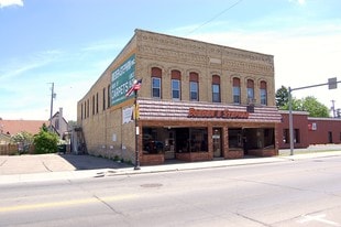 910 Oregon St, Oshkosh WI - Pub