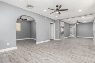 1800 Lewis Ave, Las Vegas NV - Convenience Store