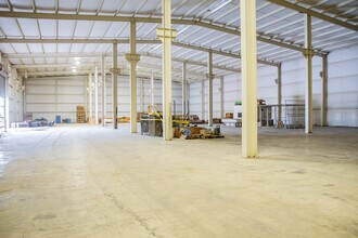 121 Alsonia St, Estill Springs, TN for lease Interior Photo- Image 1 of 4