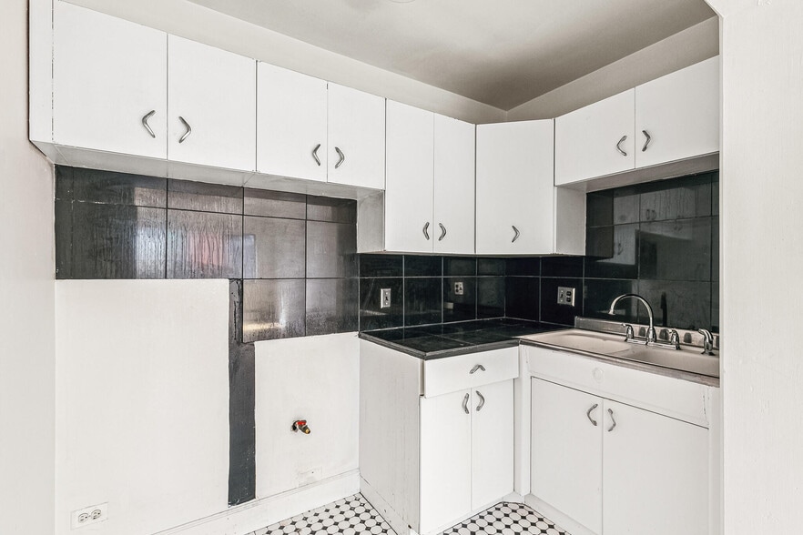 1644 Pennsylvania St, Denver, CO for sale - Building Photo - Image 3 of 14