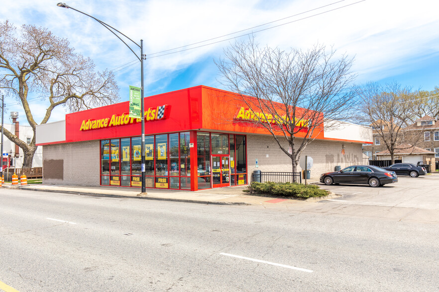 Advance Auto, Chicago, IL for sale - Building Photo - Image 1 of 1