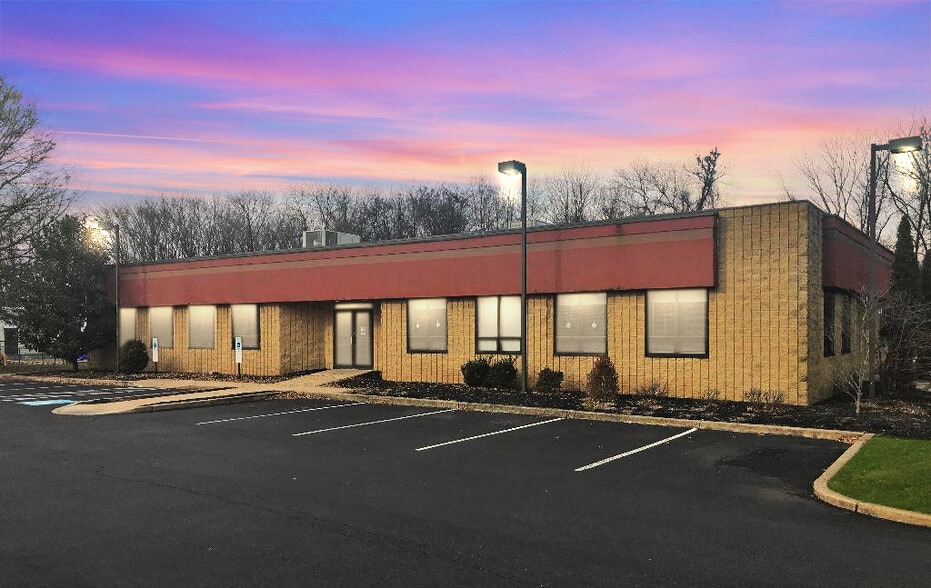 118 Dickerson Rd, North Wales, PA for lease - Building Photo - Image 1 of 16