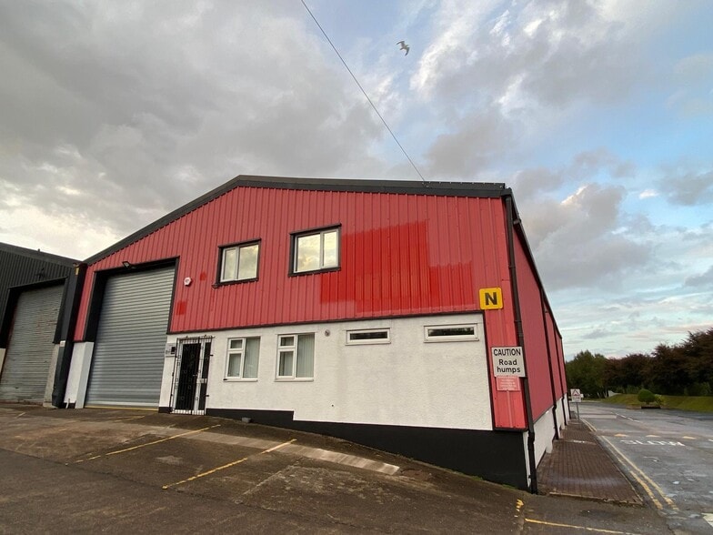 St Cenydd Rd, Caerphilly for lease - Building Photo - Image 2 of 6