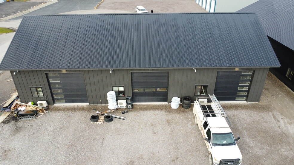 77 Hunter Cir, Kalispell, MT for sale - Building Photo - Image 3 of 14