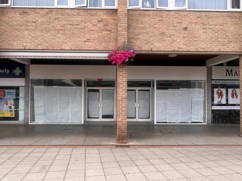 99 Crockhamwell Rd, Reading for lease - Building Photo - Image 3 of 20