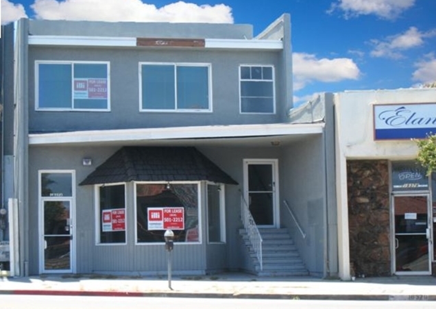 18376 Ventura Blvd, Tarzana, CA for lease - Building Photo - Image 3 of 4