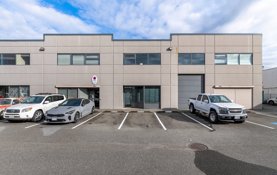 9785 192nd St, Surrey, BC for lease - Building Photo - Image 1 of 3