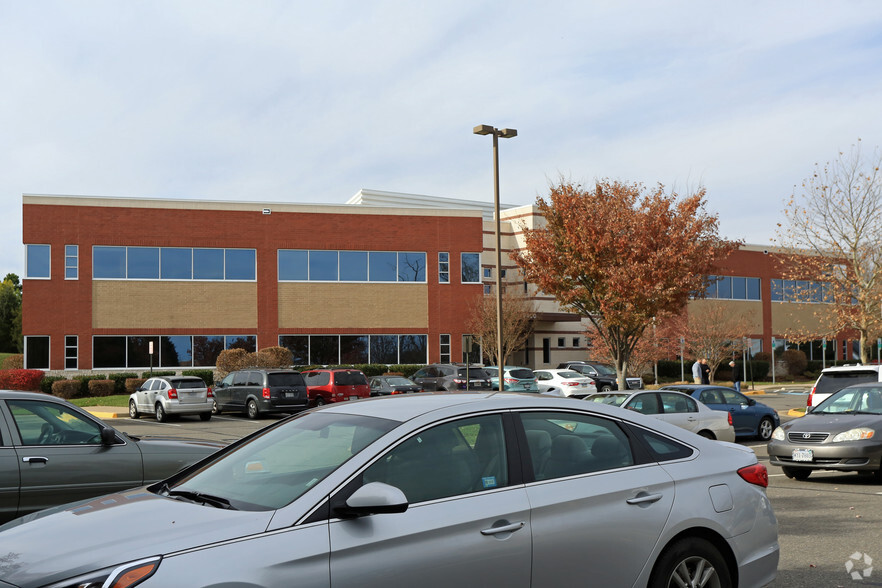 9400 Innovation Dr, Manassas, VA for lease - Building Photo - Image 3 of 3