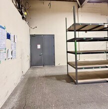 161 Woodbine St, Bergenfield, NJ for lease Interior Photo- Image 2 of 5