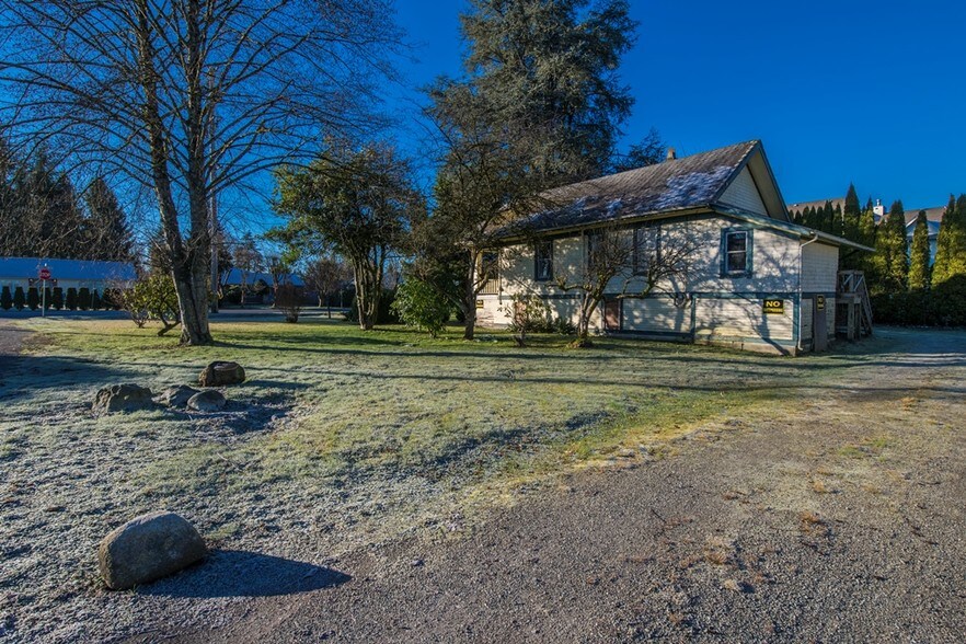 22007 Dewdney Trunk Rd, Maple Ridge, BC V2X 3H1