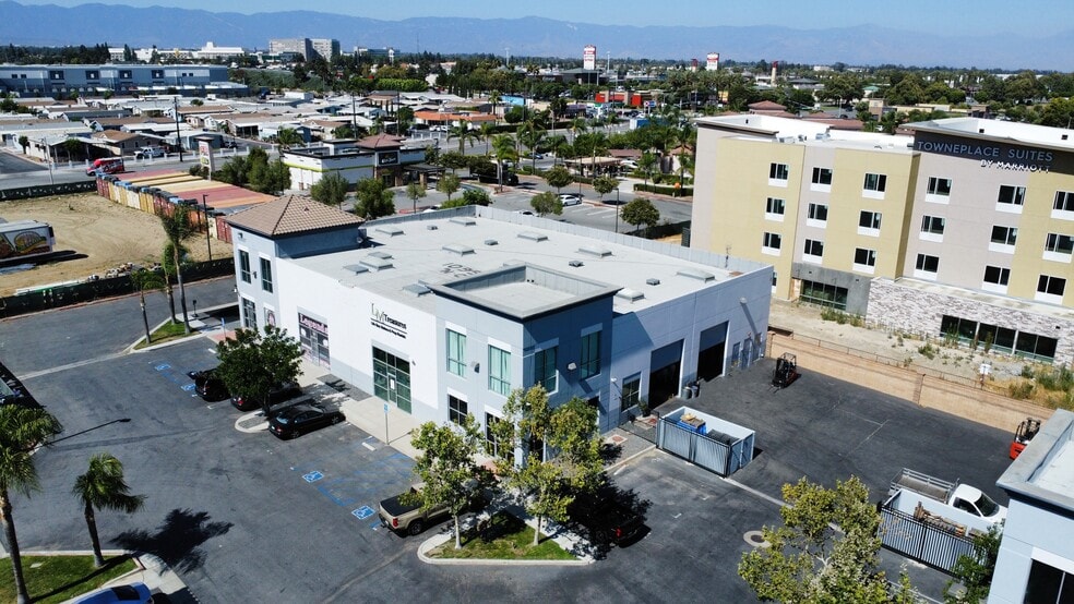 10557 Juniper Ave, Fontana, CA for sale - Building Photo - Image 1 of 4