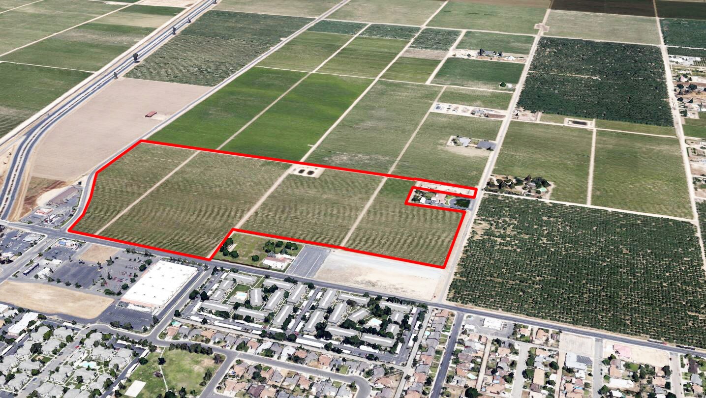 Highway 99, Delano, CA for sale Primary Photo- Image 1 of 1