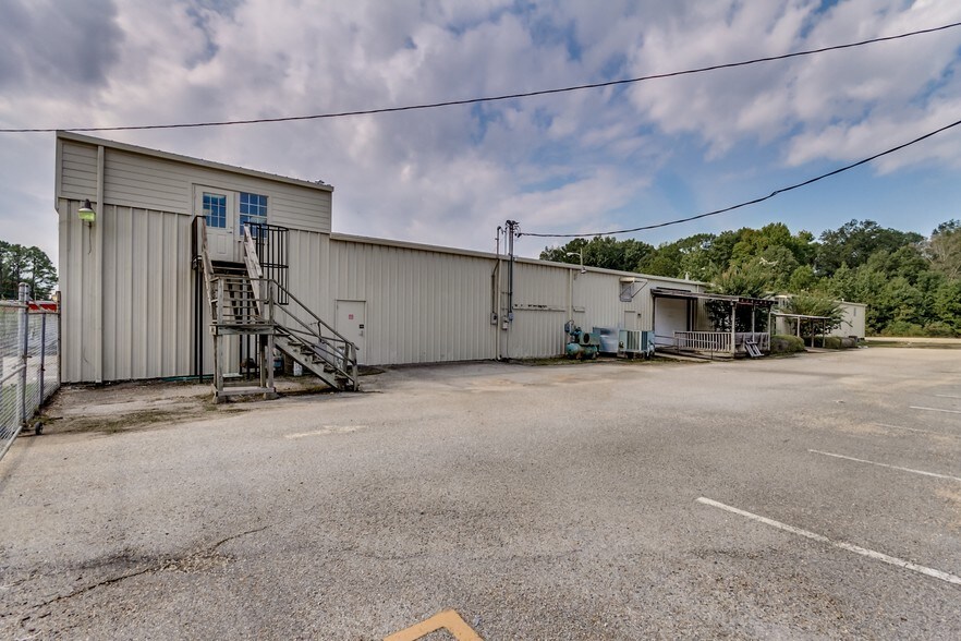 3328 Rice Mine Rd NE, Tuscaloosa, AL for lease - Building Photo - Image 3 of 9