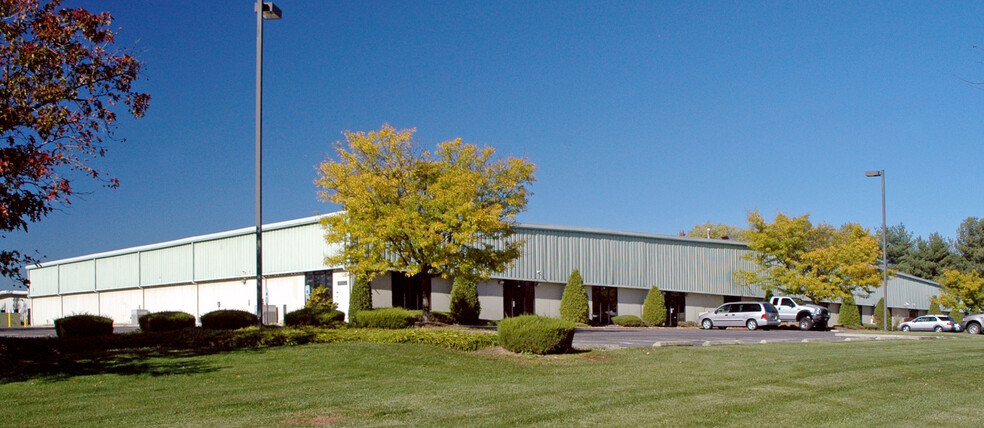 97 Foster Rd, Moorestown, NJ for lease - Building Photo - Image 2 of 6