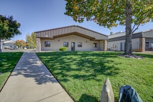 1671 Zachi Way, Redding - Warehouse