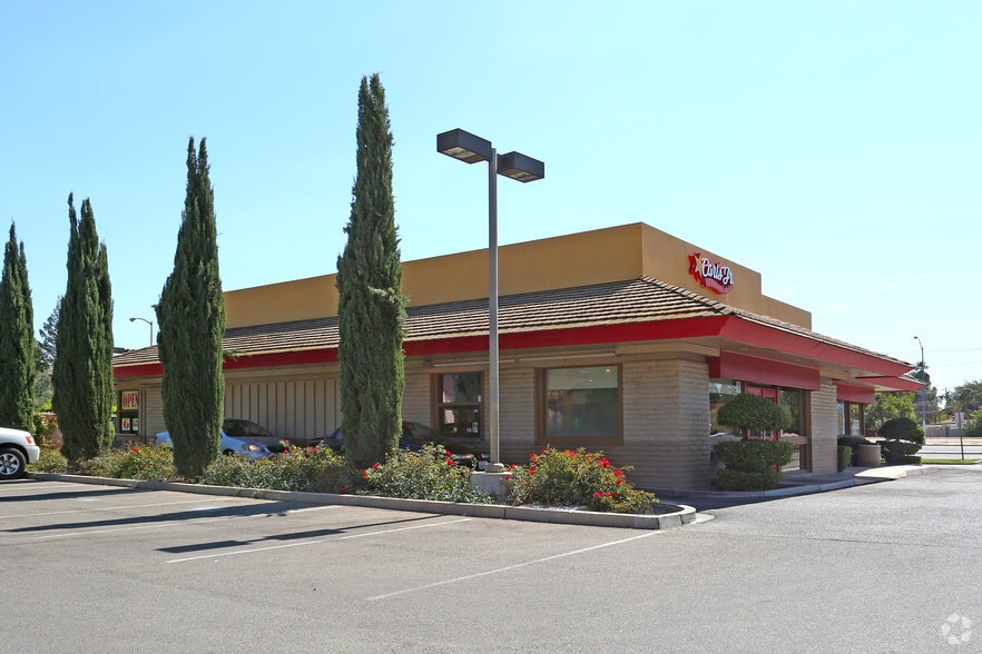 5007 E Mckinley Ave, Fresno, CA for lease - Building Photo - Image 3 of 4