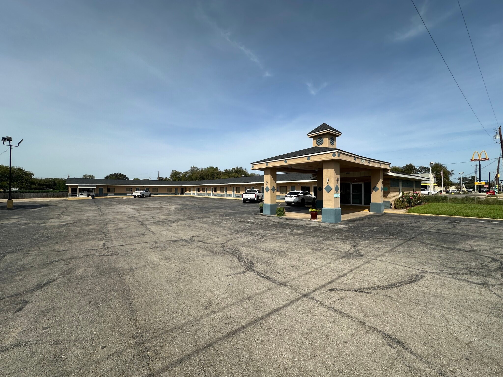 Royal Oaks Funeral Home Pearsall Tx - dxal8hm