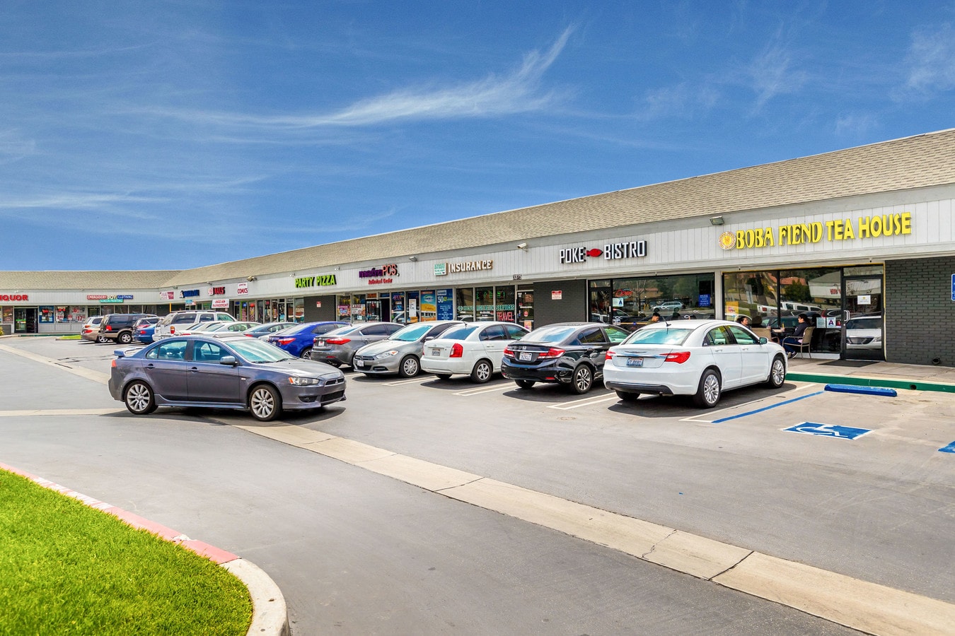 3375 Iowa Ave, Riverside, CA 92507