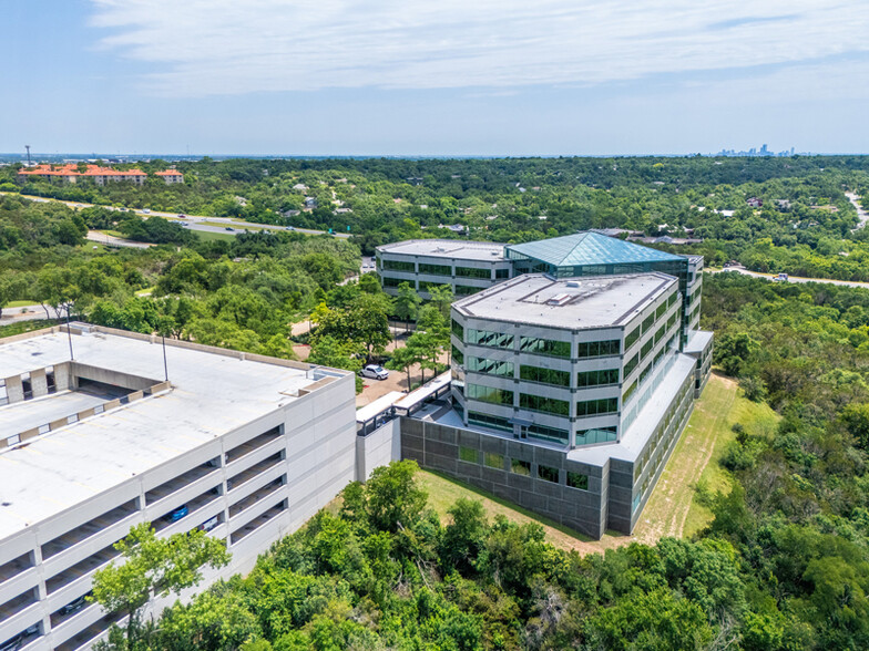 9500 Arboretum Blvd, Austin, TX for lease - Building Photo - Image 2 of 17