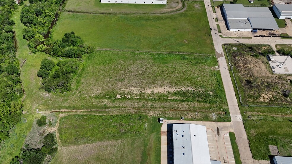 1901 Jack McKay Blvd, Ennis, TX for sale - Aerial - Image 3 of 6