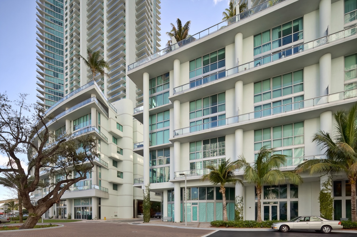 90 SW 3rd St, Miami, FL 33130 The Ivy Condominium