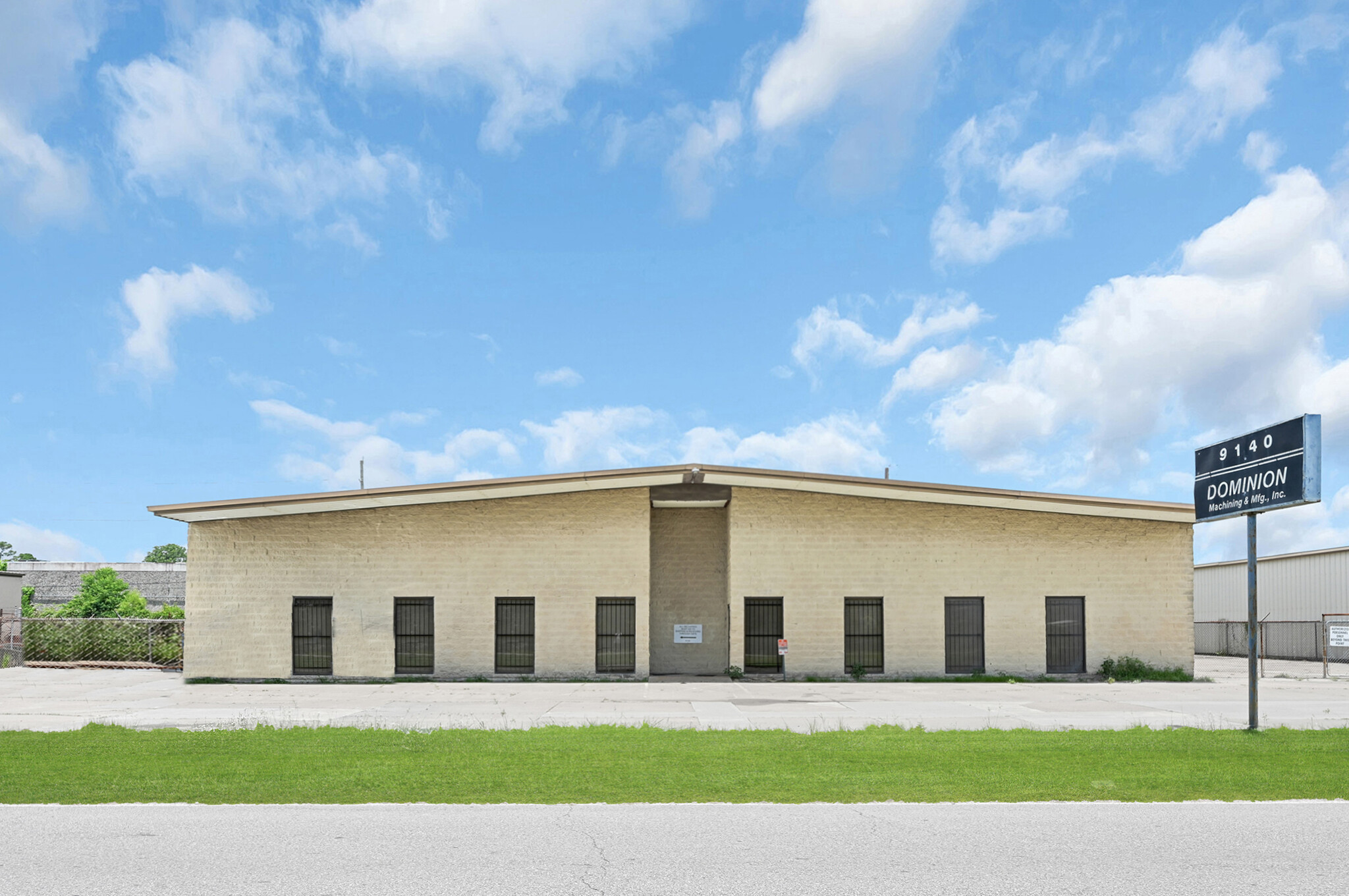 9140 Meadow Vista Blvd, Houston, TX for lease Building Photo- Image 1 of 21