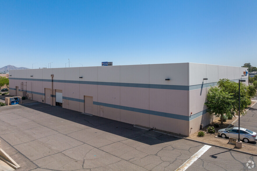 3908 E Broadway Rd, Phoenix, AZ for lease - Building Photo - Image 2 of 5