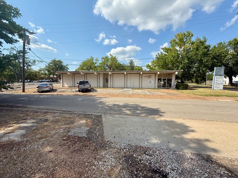 170 8th St SE, Paris, TX for sale - Building Photo - Image 3 of 31