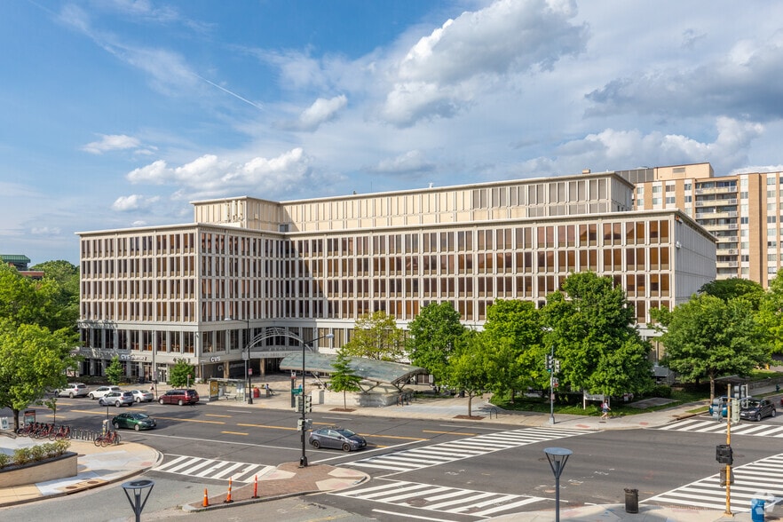 4301 Connecticut Ave NW, Washington, DC for lease - Primary Photo - Image 1 of 8