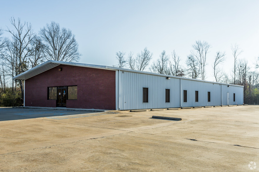 1510 Munsford Dr, New Albany, MS for lease - Primary Photo - Image 1 of 3