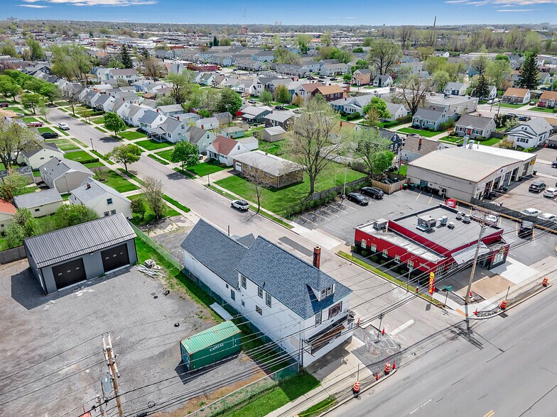 837 Military Rd, Kenmore, NY 14217