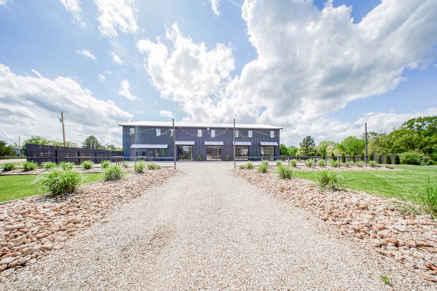 13419 State Route CC hwy, Rolla, MO for sale - Primary Photo - Image 1 of 72