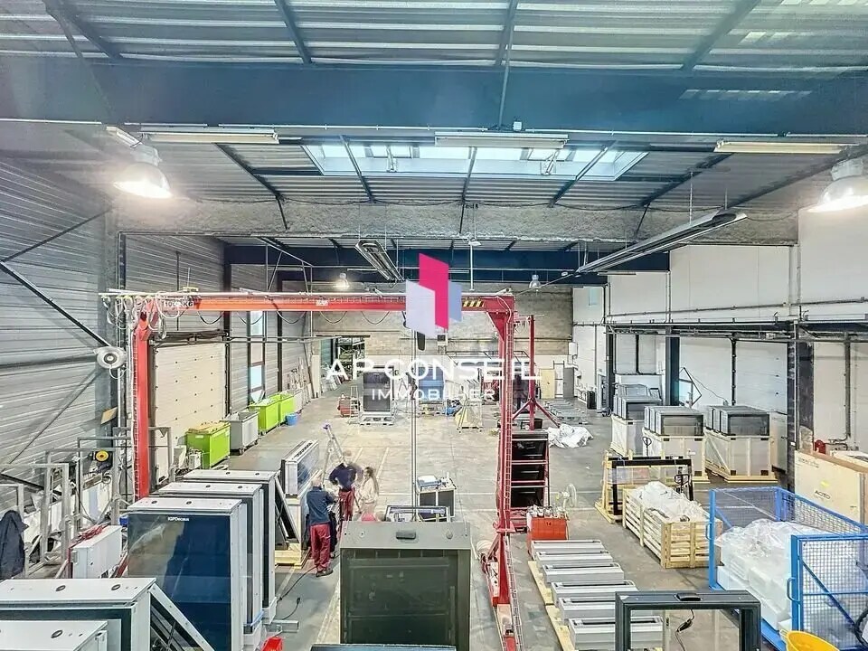 Flex in Trappes for lease Interior Photo- Image 1 of 4