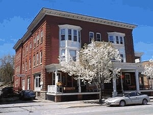 111 S Main St, Naples, NY for sale - Primary Photo - Image 1 of 1