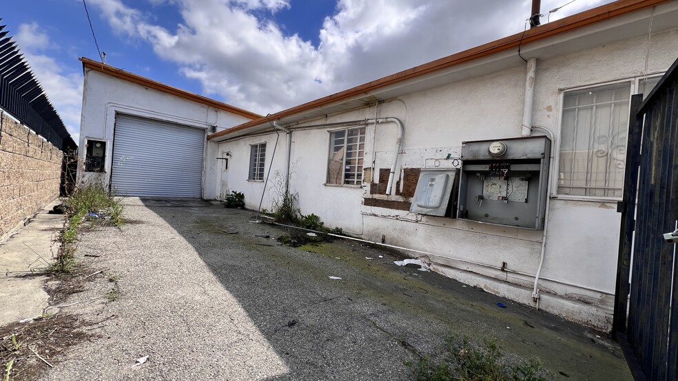 15888 Broadway, Gardena, CA for sale - Building Photo - Image 3 of 3