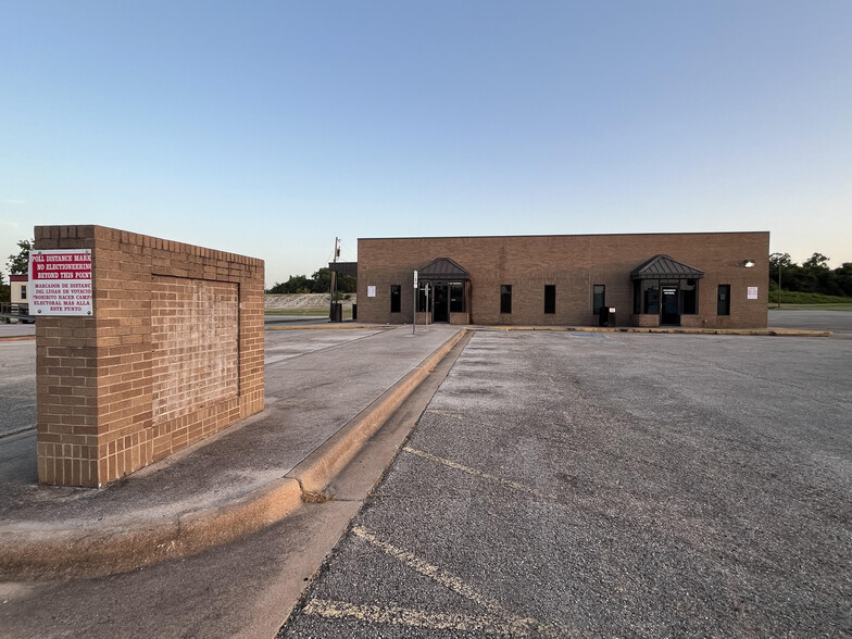 302 Priest Dr, Killeen, TX for sale - Building Photo - Image 3 of 25