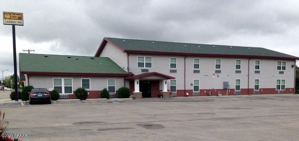 203 E Broadway, Hallock, MN for sale Building Photo- Image 1 of 1