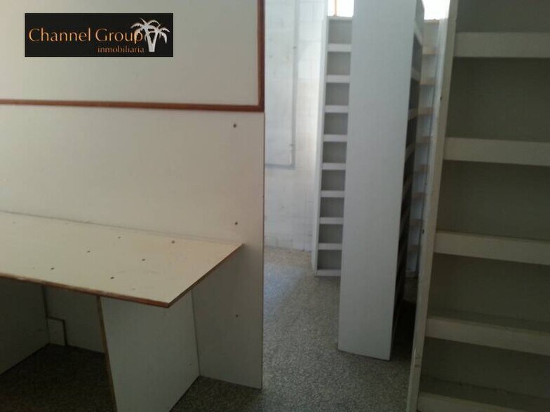 Retail in Elche, Alicante for lease - Building Photo - Image 2 of 4