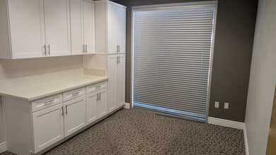 1416 El Centro St, South Pasadena, CA for lease Interior Photo- Image 2 of 11