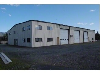 211 Brookside Blvd, Grants Pass, OR for sale - Primary Photo - Image 1 of 1