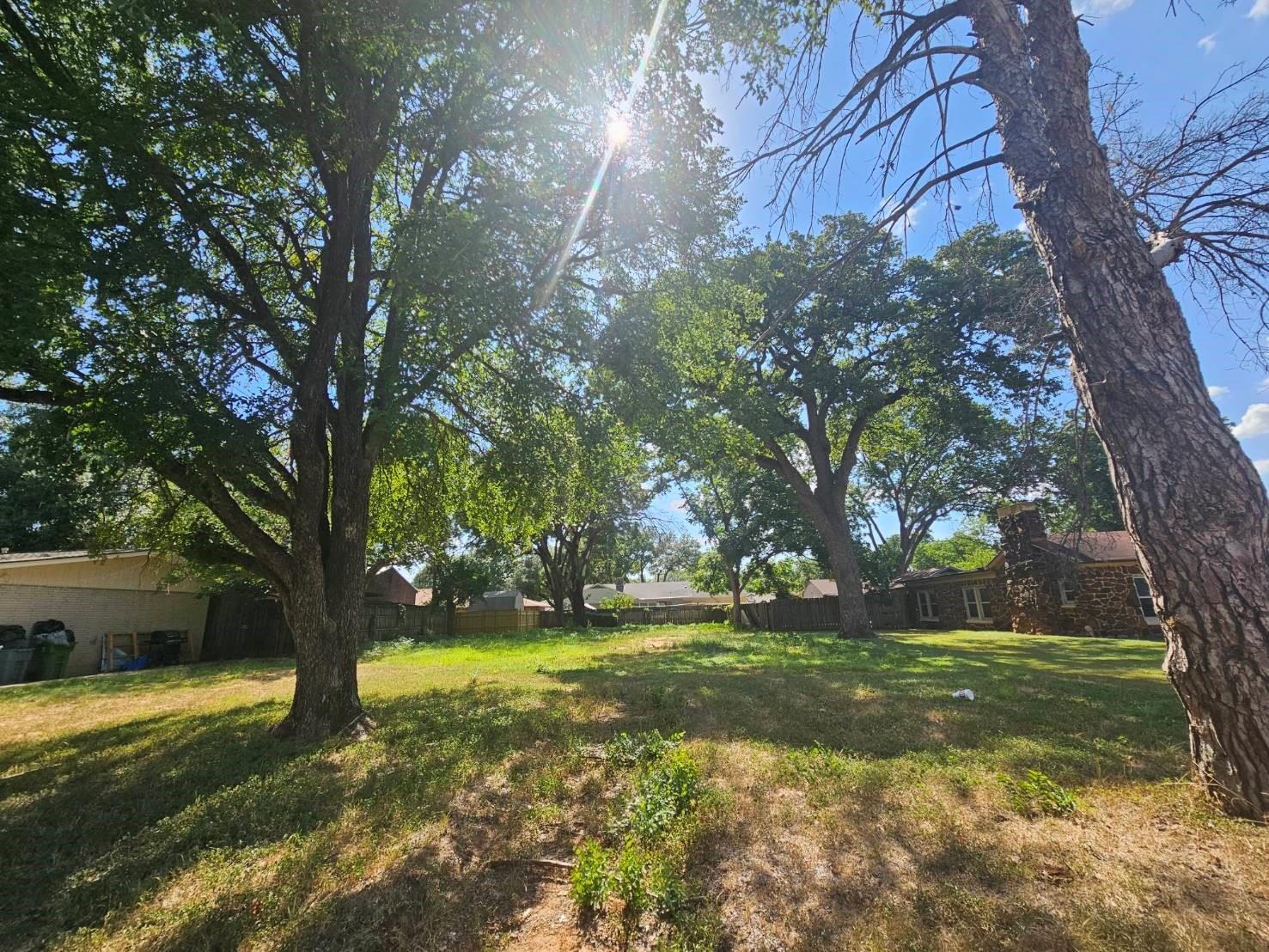 1735 Senter Rd, Irving, TX for sale Primary Photo- Image 1 of 1