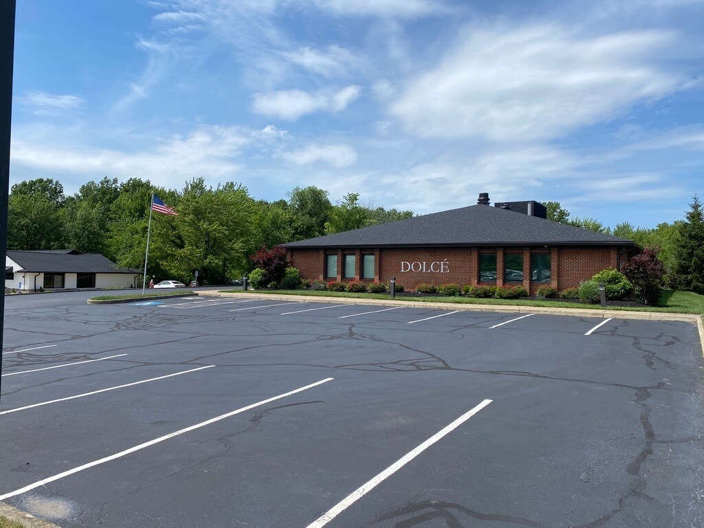 18820 Bagley Rd, Middleburg Heights, OH for sale Building Photo- Image 1 of 1