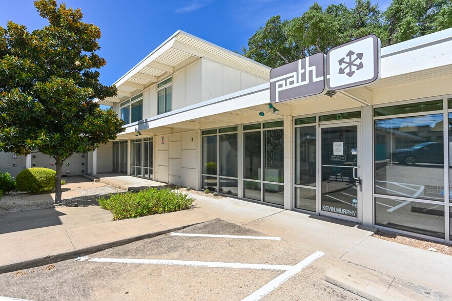 3100 S Congress Ave, Austin, TX for lease - Building Photo - Image 2 of 3