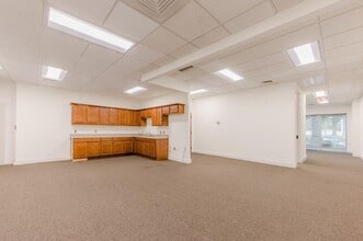8510 McAlpine Park Dr, Charlotte, NC for lease Interior Photo- Image 2 of 3