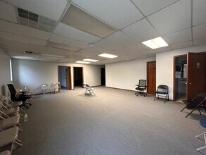 910-916 Huber Dr, Monroe, MI for lease Interior Photo- Image 1 of 8