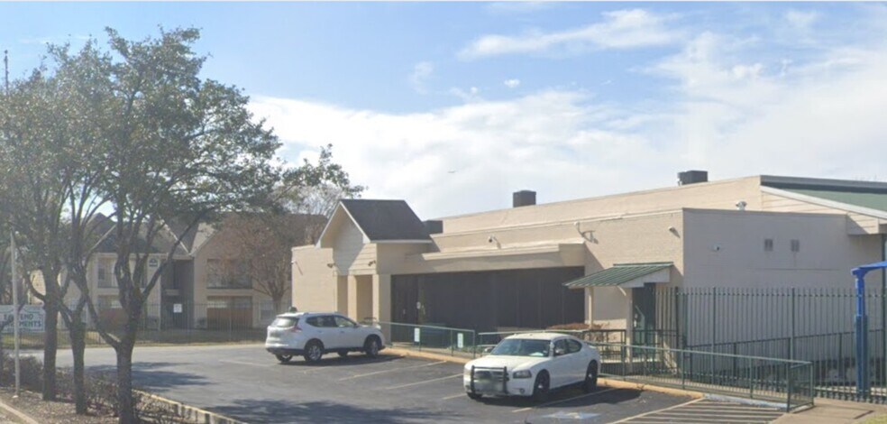 222 S 66th St, Houston, TX for lease - Primary Photo - Image 1 of 11