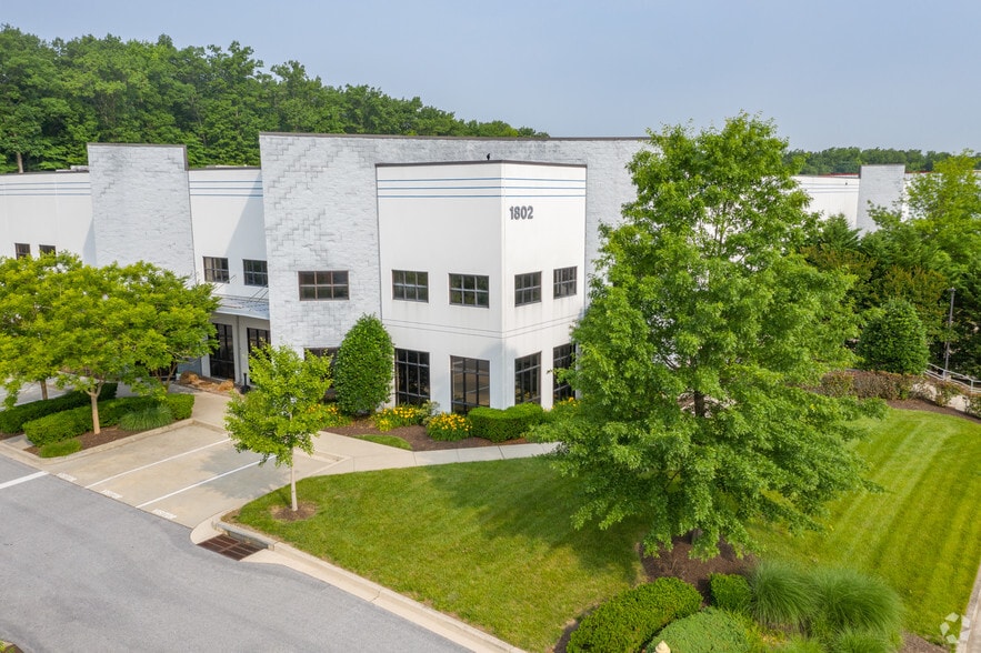 1802 Fashion Ct, Joppa, MD for sale - Building Photo - Image 1 of 1