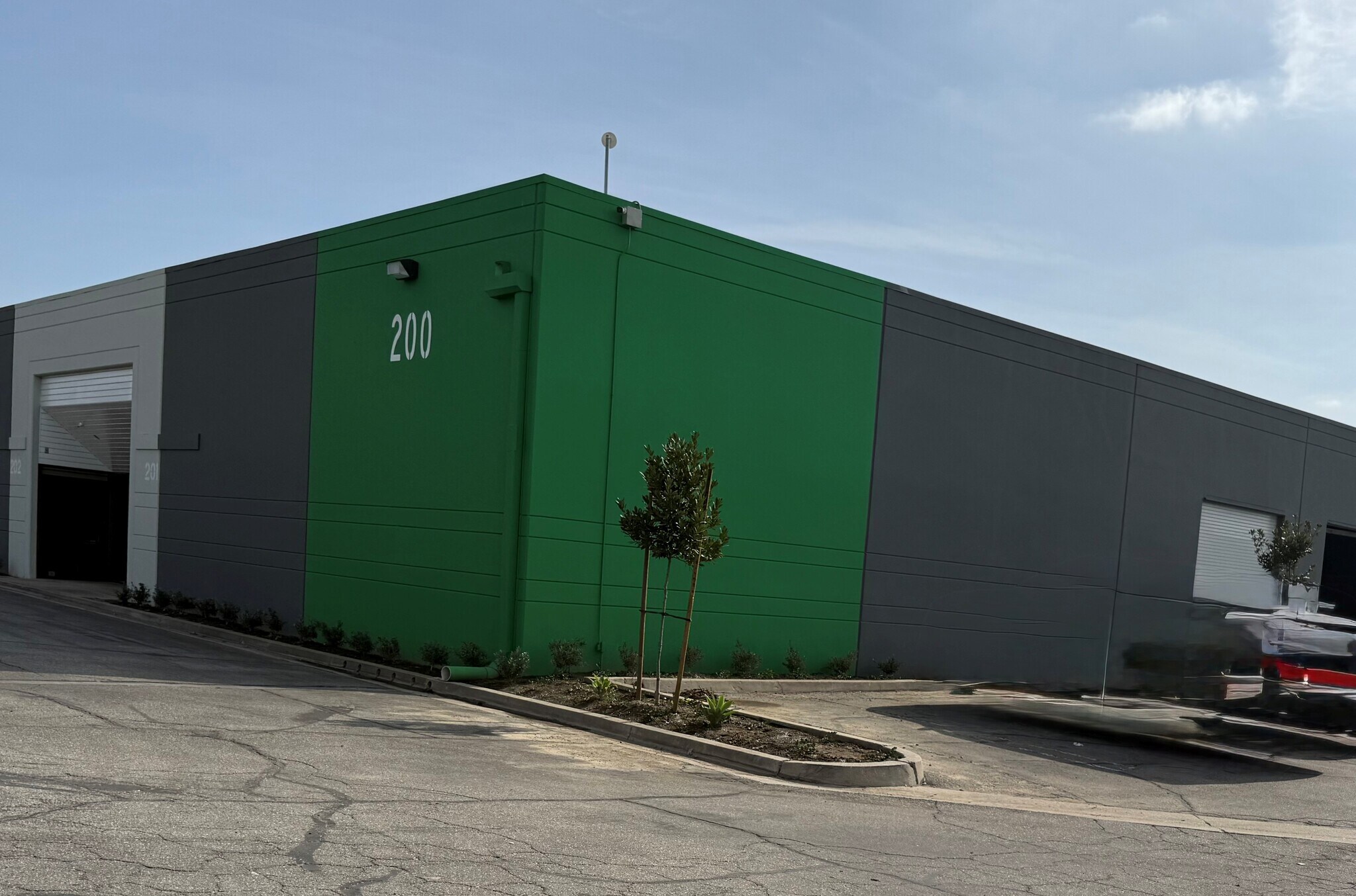 2300 S Reservoir St, Pomona, CA for lease Interior Photo- Image 1 of 2