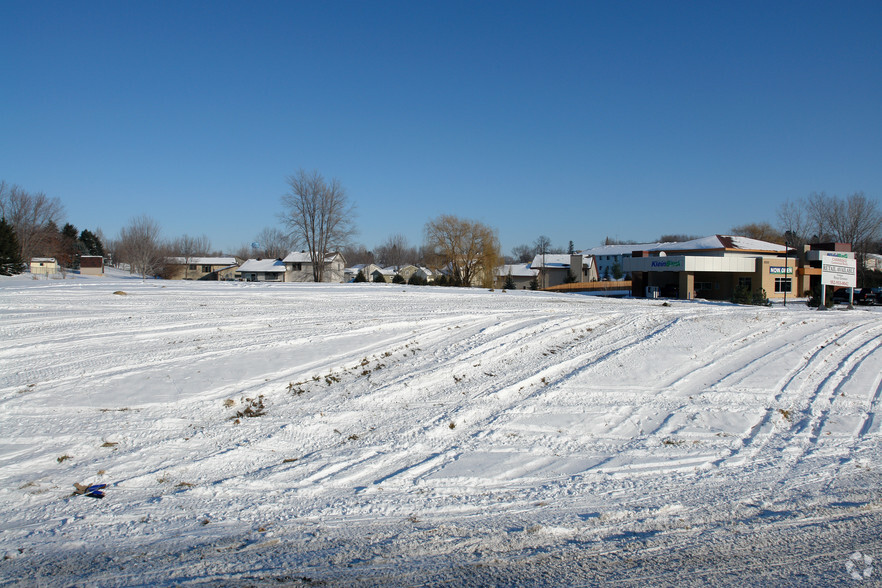 4080 Tower St, Saint Bonifacius, MN for lease - Building Photo - Image 3 of 22