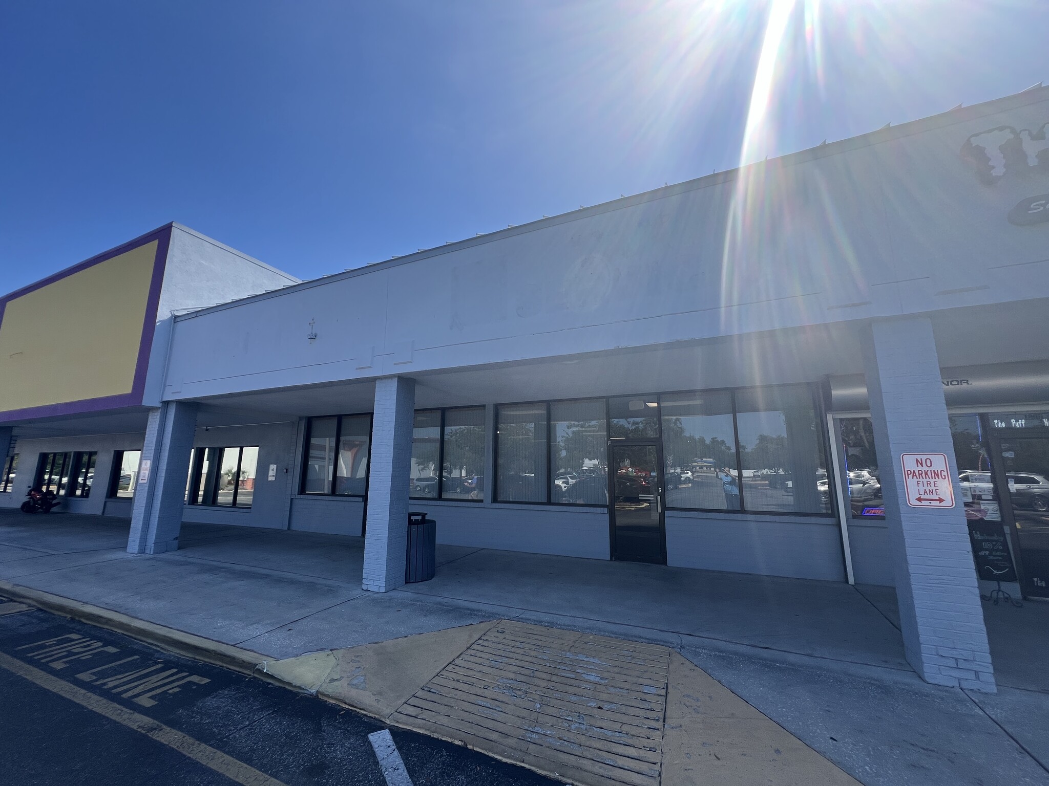 1861 N Highland Ave, Clearwater, FL for lease Building Photo- Image 1 of 7